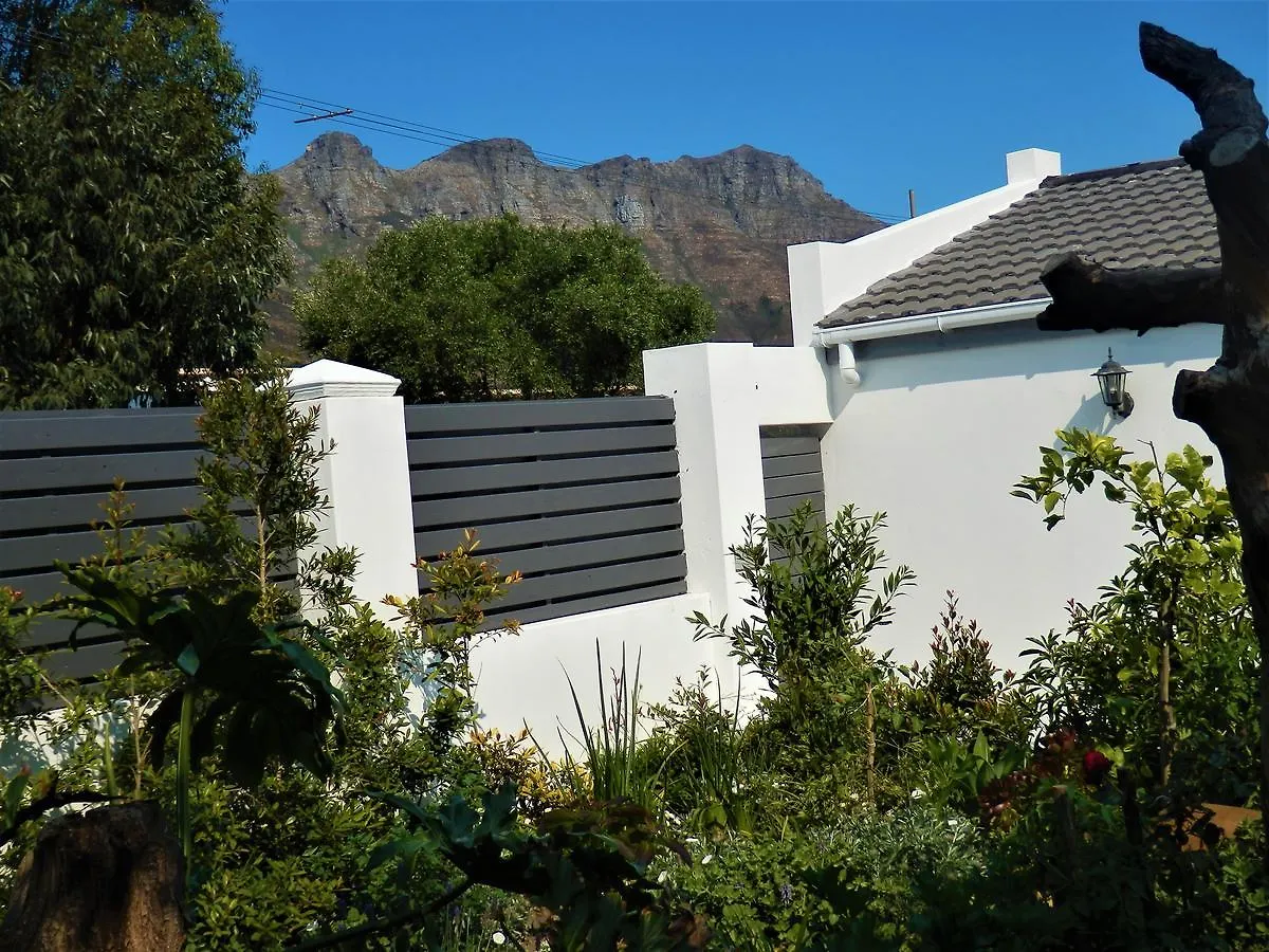 Studio On Albert, Hout Bay Apartment